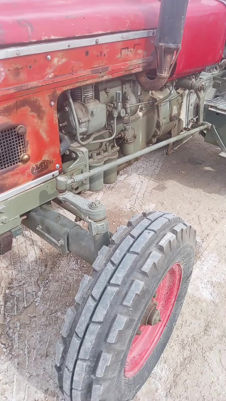 مكينه عنتر للبيع جديده موديل ٨١ وضع الشركه وراها عربانه فلوجه جديده رقم بغداد مكفوله محرك كير اكسن تايرات جدد بريك مكلف بالنشر رقم الهاتف *********** *********** المكان كربلاء الحسينيه
