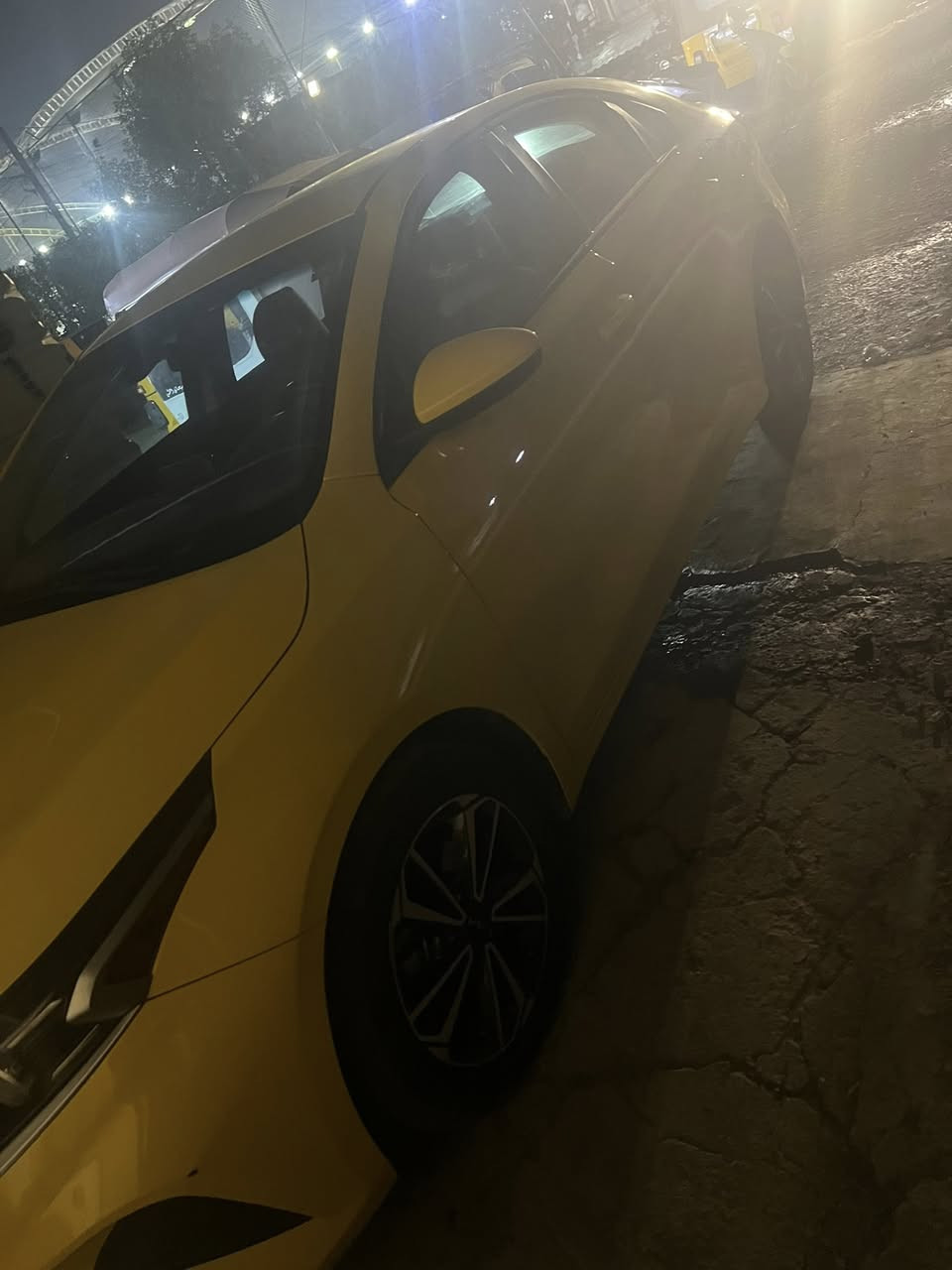 سلام عليكم فورتي 23للبيع وارد امريكي رقم بغداد الجديد بسمي هزه جديده هيئه غرامات مصفره سياره نص فول شاشه كامره دواره رادار امامي ماشيه60 خلفي دوشمه عام صور الحادث بلمنشور ليبل واحد بدون تبديل بدون دواخل سعر 160
الرقم***********سيمكارت
***********واتساب
