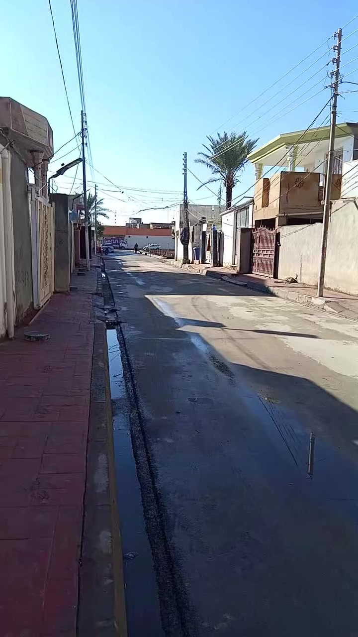 السلام عليكم بيت للبيع مساحه 200 موقع ديالى ناحية كنعان قرب المحكمه وقرب مدرسه الزبيدات بيت ملك صرف في كاف الخدمات ماء كهرباء وارصفه وتبليط
والسعر 85بي مجال ***********
