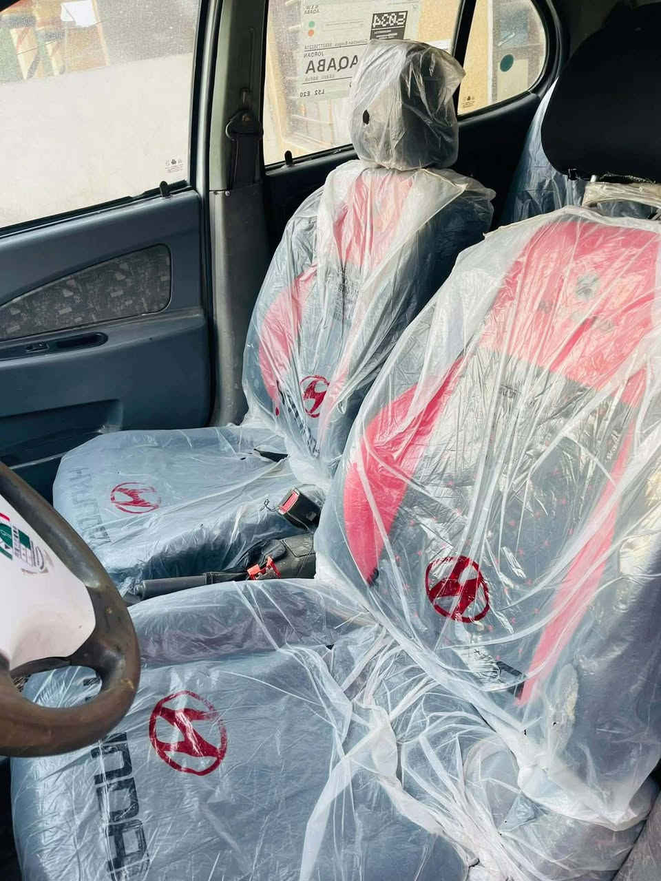 اسلام عليكم طيبه موديل 15 رقم واسط نكليزي سنويه 27 سياره كفاله محرك صدر امامي خلفي جديد دوشمه جديده تخم تاير وسبير جديد الكشره شوف العين سياره جديده بمعنه الكلمه سياره ما مشتغله مال بيت مكان بغداد ناحيه الوحده قرب مجمع بسمايه السعر ،،،،38 وبيه مجال قليل الشراي ينتصل ***********
