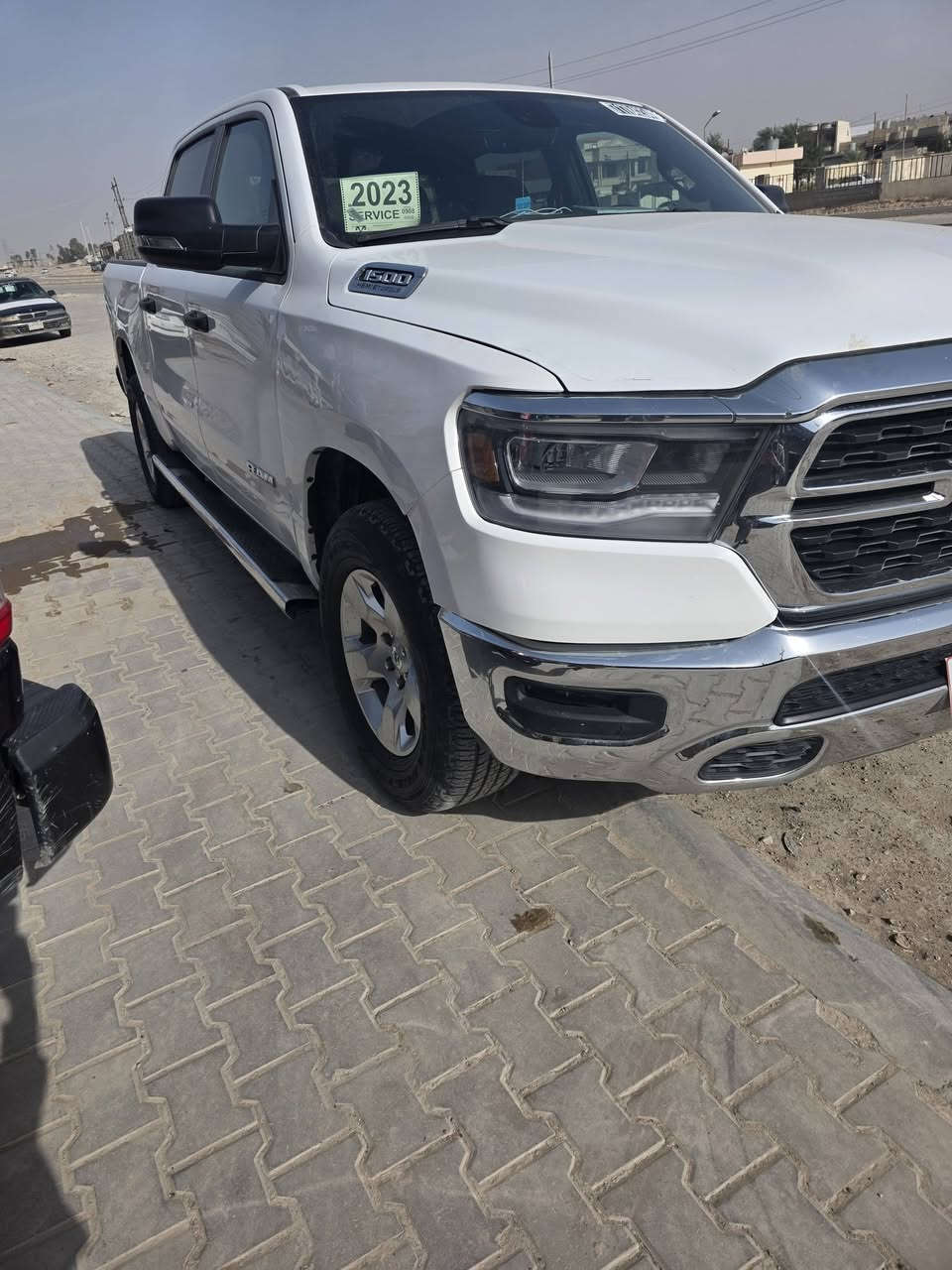 دوج رام ٢٠٢٣ 
زيرو ماشه ١٥ الف رقم سليمانيه مميز بسمي 
محرك ٥٧٠ايتتروك باننزين عادي 
ضرر جامرلق أمامي سعر ٣٢٠ وبي مجال ساره بحاله زيرو تخبل 
*********** او مراوس بلاندكروز مكان ديالى
