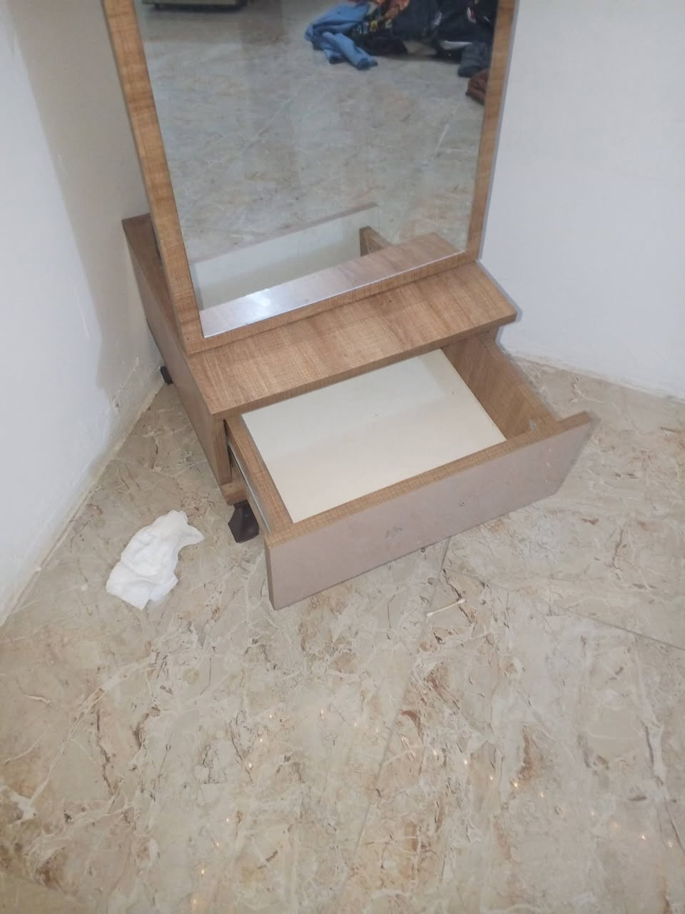 ٥٠ الف فقط مستعجل 
وتساب: ***********
