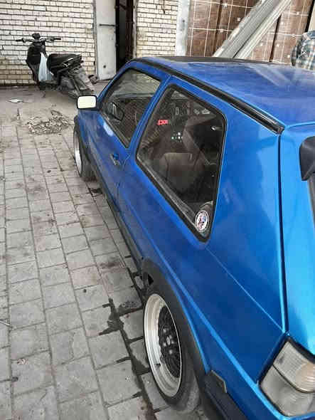 السلام عليكم للبيع  حسب القناعه كولف عضم كير عادي مكينه ١٨٠٠ موديل 21991وارد  تخم تاير جديد وباتري داخله جديد بمعنه الكلمه خارج كلش نضيف هستوه معمره تعمير حلوو لون مميز شاشه  شاديله داخل غرفة رياضي صالنصة رياضي سعر سياره ٣٨ورقه و بيه مجال مكان سياره بغداد شارع فلسطين  بيه نرقص بصيطه  لاستفسار ***********
