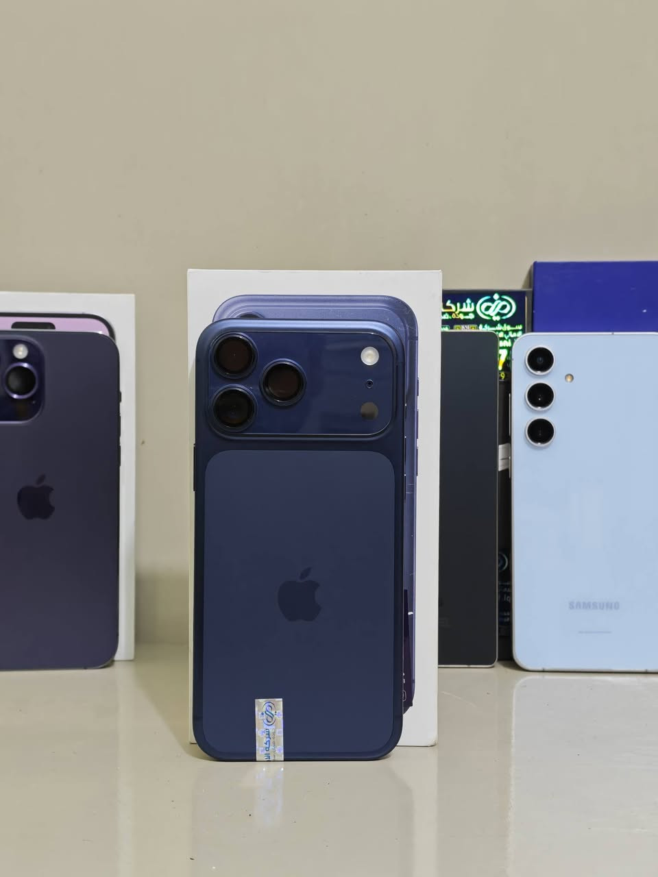 متاح مجوعة اجهزه نضافه 100بل 100 وضمان مكفوله من كلشي شرط الفحص مكاني كربلاء للتواصل على الرقم  ***************************
شاومي 17برو ماكس ذاكرة 1 تيرا الجهاز  جديد  بس مفتوح من الكارتون شخط مابي مكفول من كلشي سعره 1400 غراض كامله

ايفون 17برو ماكس نسخت  الشرق الأوسط ابو السيم كارت مشحون مرتين يعني دورتين عدد الدورات  بس الجهاز جديد سعره 2مليون ذاكره 256 غراض كامله 

ايفون 14بروماكس شرق اوسط الجهاز مكفول من كلشي شرط اخو الجديد غراض كامله سعره 900 بطاريه 85 ذاكره 256

كلكسي اس 25الترا الجهاز اخو الجديد ومكفول من كلشي شرط الفحص غراض كامله سعره 1200

كلكسي اس 24 الترا ذاكره 512 الجهاز اخو الجديد شخط مابي ومكفول شرق اوسط خطين سعره 1025

كلكسي اس 24الترا ذاكره 256 الجهاز اخو الجديد ومكفول شرق اوسط خطين سعره 900

كلكسي اس 24fe الجهاز اخو الجديد ومكفول من كلشي سعره 400قفل 

بوكو F7الترا  ذاكره 512 الجهاز اخو الجديد مكفول من كلشي استعمال أسبوع غراض كامله سعره 700 قفل

 جميع الاجهزه مكفوله من كلشي وشرط الفحص والسعر بدون عمله لكول الاجهزه
