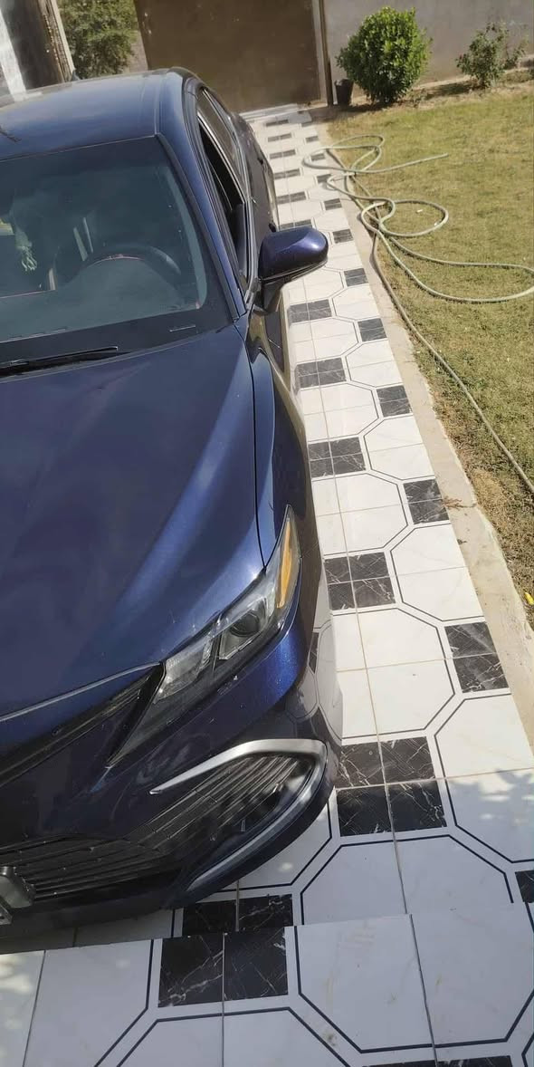 كامري موديل 22 هايبرد السعر ١٧٠ورقه وبيه مجال هاتف *********** بيه قطعتين صبق
