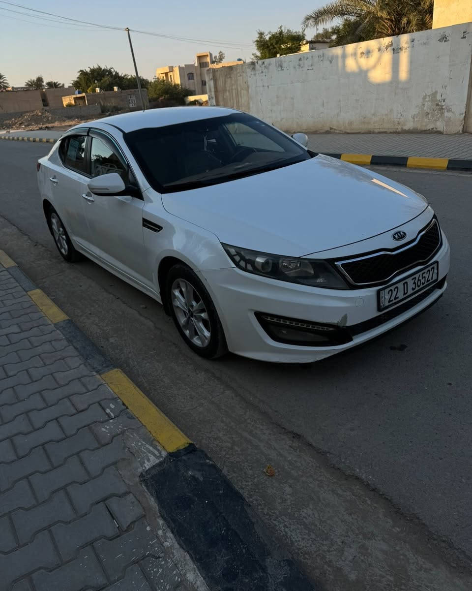 كيا اوبتيما مديل 2014 للبيع
مكينه 2400 سياره مكفوله من الضربه عده شخط بسيط بل باب الخلفي 

السعر 152

سياره عنوانه كوت

للاستفسار / ***********
