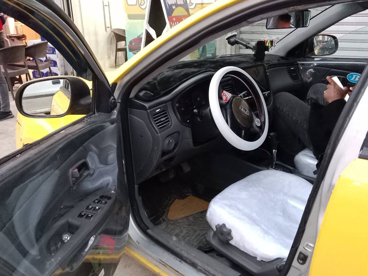 سلام عليكم كيا ريو 2012 هيه غرامه صفر محرك تعبان بي جاملخ وبنيد مبدل
السياره طخمه جديد كامل وراء وكدام غرفه نطيف فول كير شرط وشرط  التحويل تفاصيل اكثر اتصل ***********
***********
