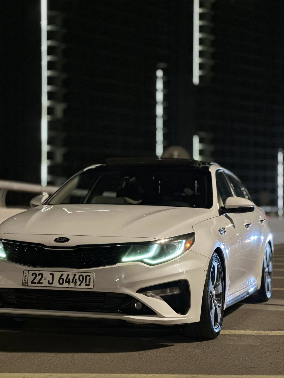 سلام عليكم اوبتما 2019 فئة S
ماشيه 97 M
مواصفاتها معروفه 
بانورما 
كشنات جلد 
كرسي سايق كهرباء 
شاشه جبيرة 
سستم صوت 
رادار حساسات 
كامرة خلفية 
حادث امريكا جاملغ خلفي صبغ 
وبلعراق انطخت الباب مال سايق ولجاملغ بدلتهن مال كصه حاويه بدون صبغ بدون ايرباكات بدون شاصي بدون لغد
السعر153 وبيها مجال 
 عنوان السياره بغداد 
هـ***********
