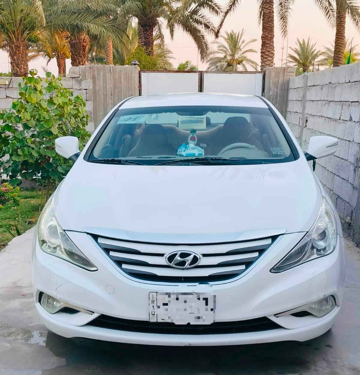 يالله سوناتا خليجي 2013
جديده كلش ماشيه 227 
بيه قطعه فقط صبغ والباقي كفاله 
استخدام شخصي سياره 
رقم بغداد بسمي تحويل مباشر 
فول عدا البنراما 
 مكانه بابل 
لسعر 123 ومجاله بسيط 
***********
