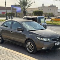 سياره سيراتو 2011 بيه قطع صبغ كير محرك خير من الله محرك 1600 سعره85 بي...