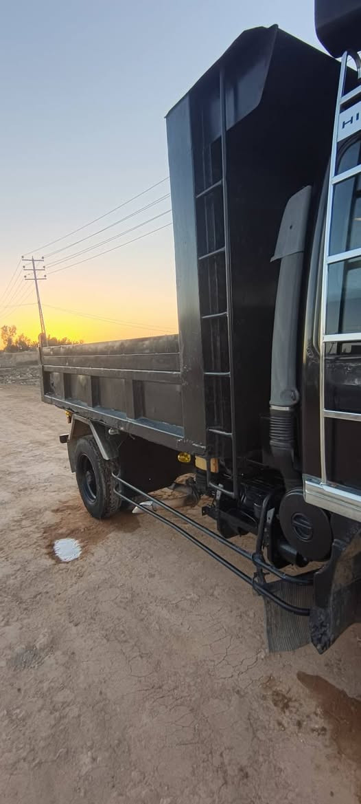 السلام عليكم عندي هينو كلاب اصل موديل 1994شاصي مكفول تبريد شغال تخم تاير ياباني‏ ‏‪منزل موديل بسمي ‏‪***********‬‏
