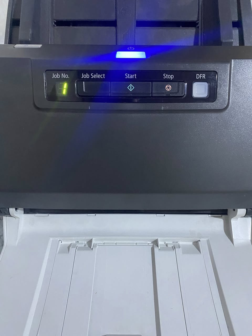 جهاز ارشفة الكترونية للبيع. مستخدم سبوع نظيف جدا  السعر ١٧٥رقم الهاتف ***********
