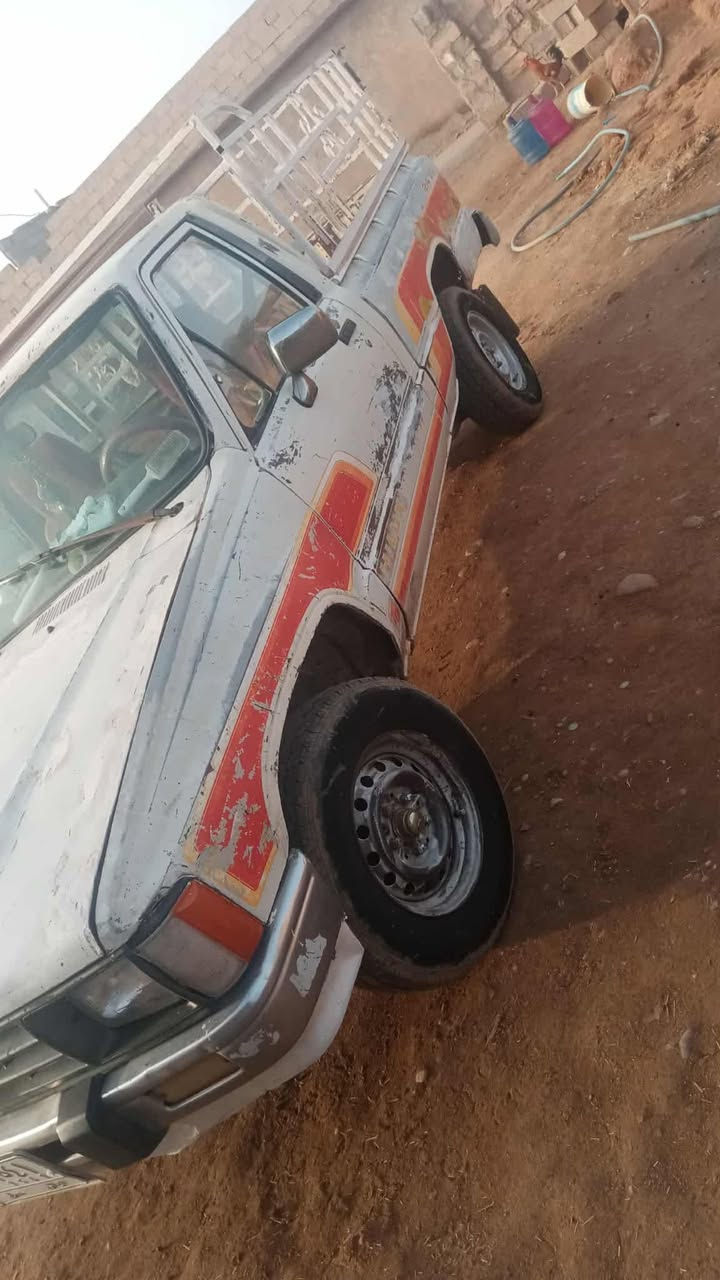 للبيع بيكم  موديل 88 سياره جاهزه ونضيفه 
السعر 50 وبيه مجال المكان ديالى للسعدية

***********
