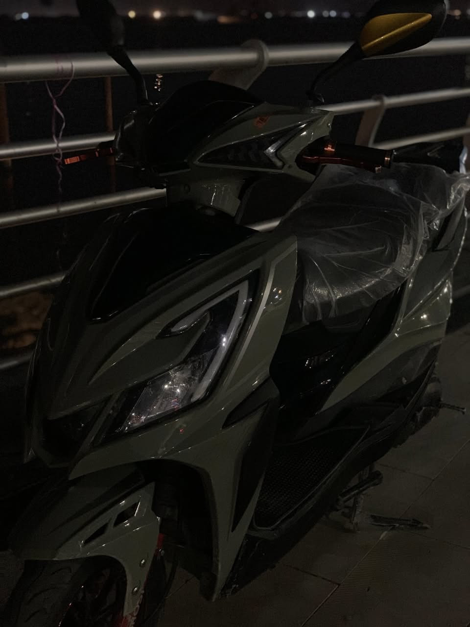 دراجه سكنس (جامبو)نضيفه كسر كارتون موديل 2024مكينه بلاد لا مفتوحه ولا مجفته يسمونه مكينه ماكس شغاله سلف هندر شلعه ومعدل ٨٠فول شغاله اشاير عالي ناصي كلوبات كلهه شغاله سعر750وبيهه مجال تواصل ***********
