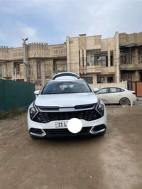 كيا سبورتاج   مديل 2024    ماشيه 24 الف حقيقي   فول مواصفات عدا البنور...