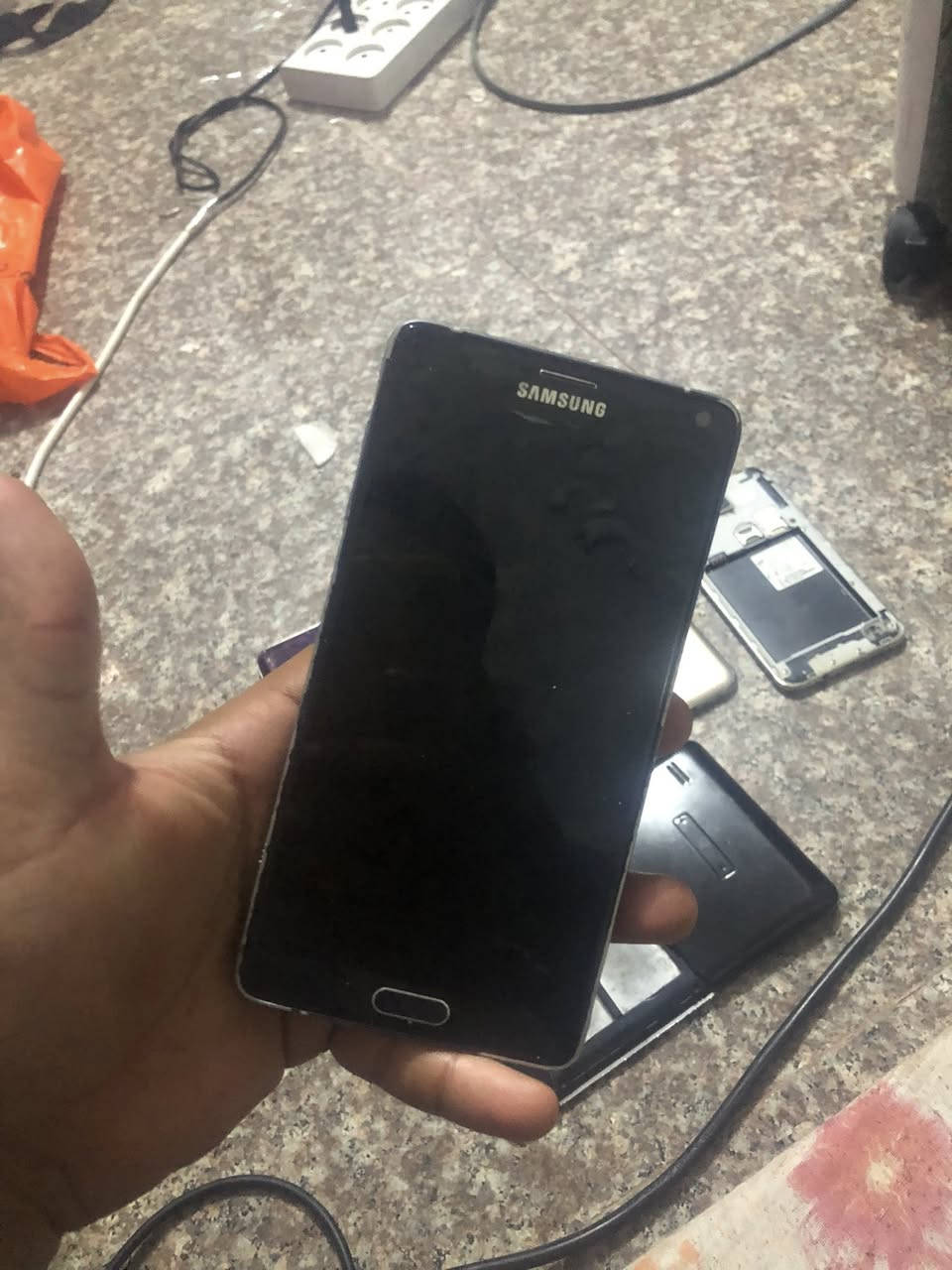 اجهزة نقص شاشات وبطاريات للبيع اكو بيهن شغالات نقص فقط بطارية


**إذا كنت صاحب هذا الإعلان وتريد حذفه لأي سبب، رجاءا أرسل رسالة إلى الدعم الفني**