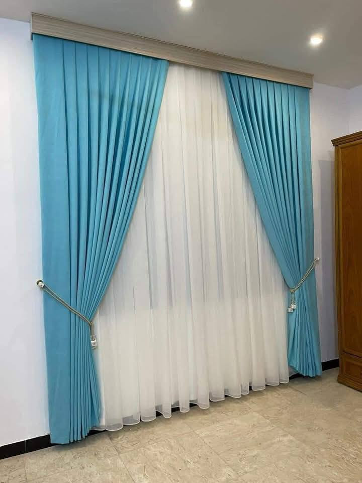 در النجف للستائر 
خياطة ستائر أقمشة اكسسوارات 
شارع المطار القديم 
***********
سيد عامر الحجاب
