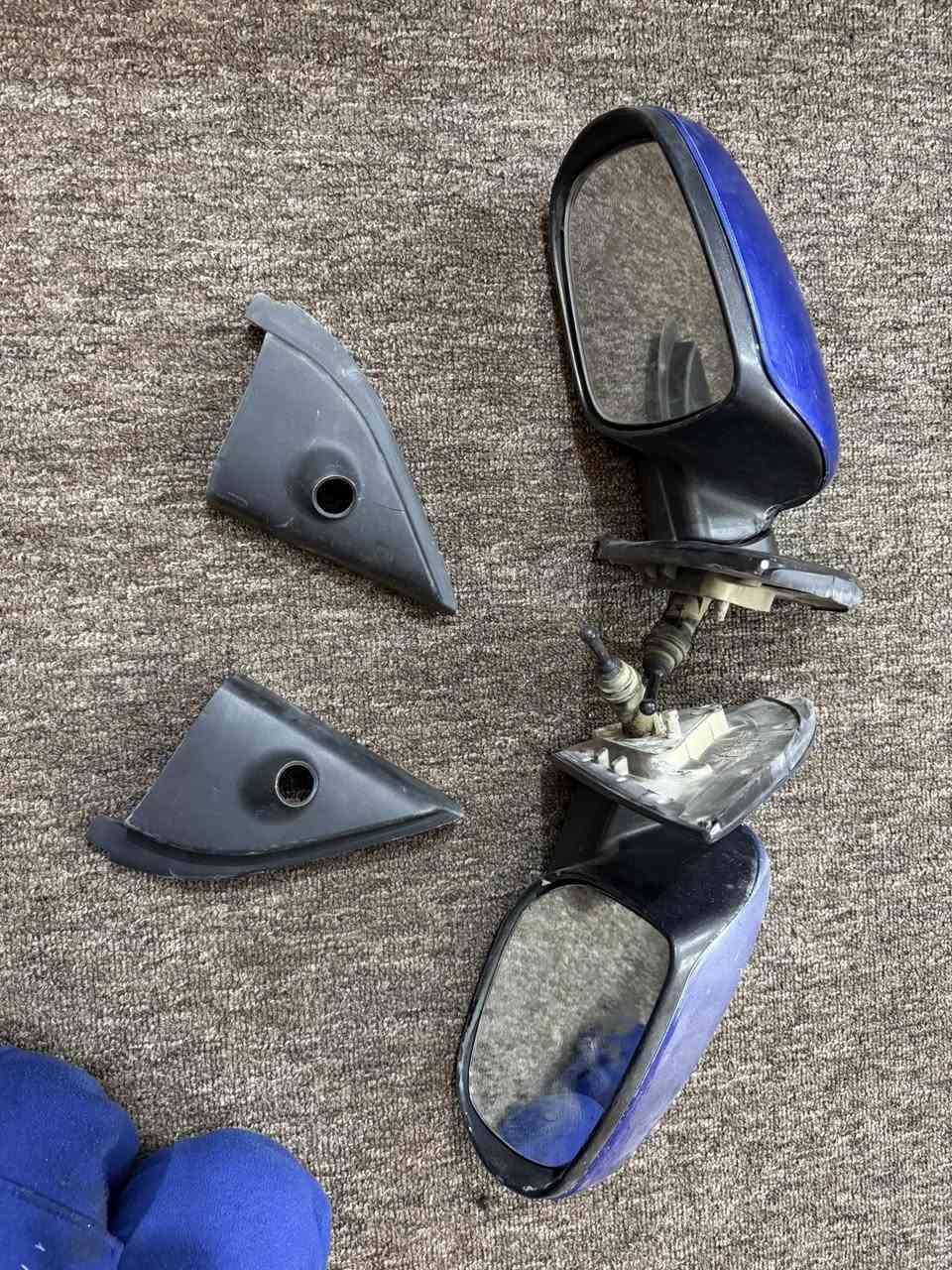 مرايات كيا سيراتو  ١١ للبيع اصليات بدون اشارة عادي مو اوتو والكفرات وياهن اليمين فقط المراية كص مو بلادية 
العنوان النجف 
السعر ٤٠ الف 
***********
