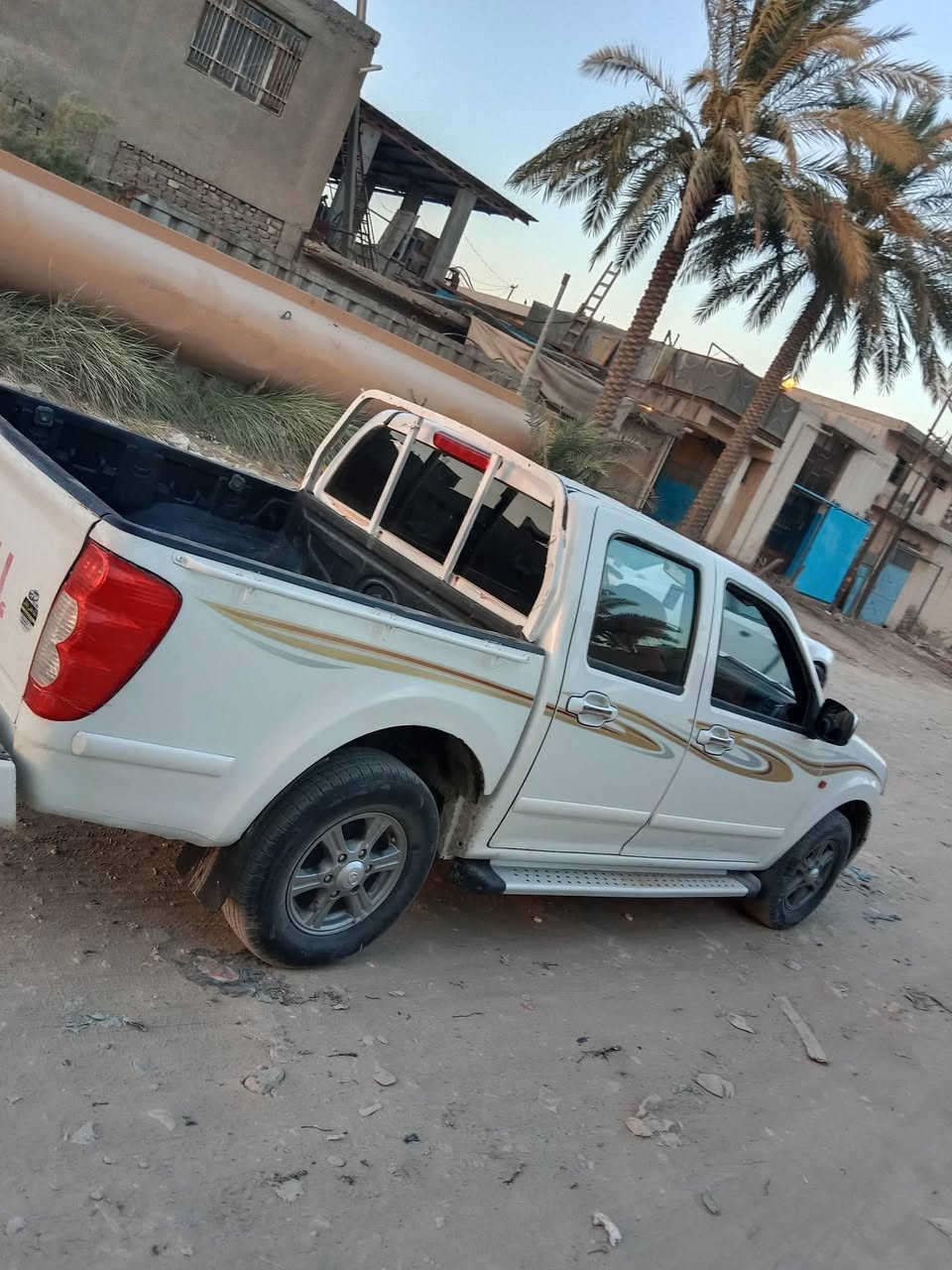 بيكب كريت ويل رقم بابل موديل ٢٠١٥ سنويه ل٢٨ مكفوله كفاله كير ومحرك وتبريد وحداديه مكفولات تخم تايرات موجوده بالحله حي نادر سعر ٧٢وبيه مجال ***********
