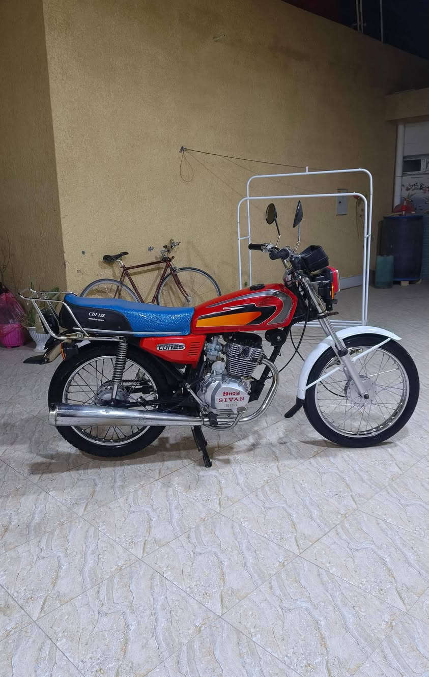 دراجه للبيع شاصي موديل ٢١ نامه شلامجه أوراق أصولي مكينه ٢٣ مكفوله كفاله عامه ***********
