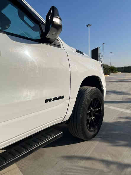 دوج رام بك هورن باب طويل بدي قصير محرك 8//5//700 لسياره حادث بنيد صبغ فقط و بيها بارد جوه لجامه لخلفيه فول فول عنوان ديالى ارباك راجع ماشيه 64 ميل جديده لسعر مناسب مستعجل ب 248 بيع نقد وبي مجال بصيط كير محرك كفاله صدر كشر كهربائيات فول وبلاش أتصل،صور لحاث يمك ولسونار يمك ***********
