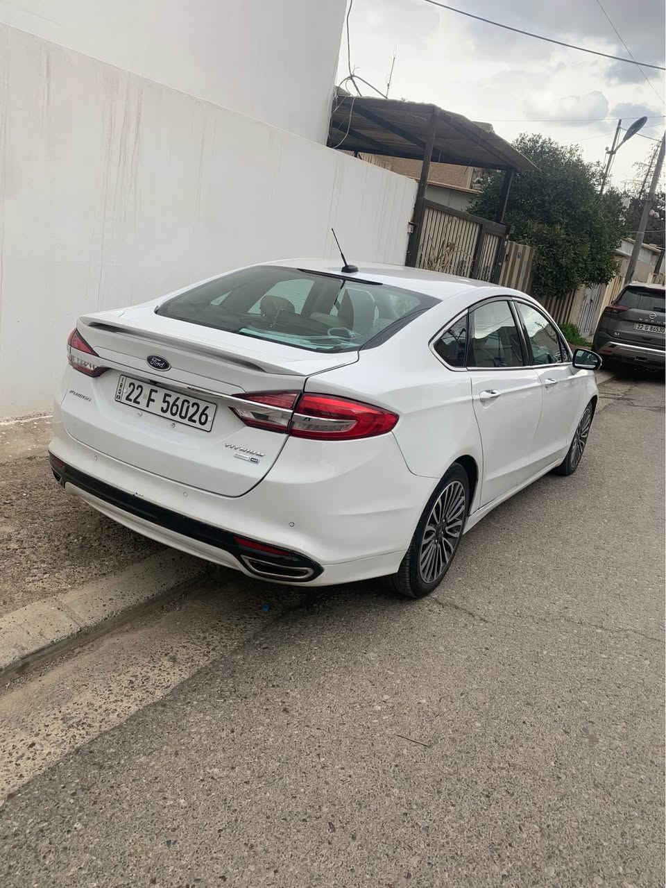 فورد فيوژن 2018 فول مواسفاتي تيتانيوم 
ناوكريمي مه كينه 20ي تؤربؤ 
پيش كه پس پشتي جه مپي هه يه 
6پارجه ي سبوغه  ره قه مو سه نه وي نويه
***********
نرخ.109$ مجال أربيل, العراق
