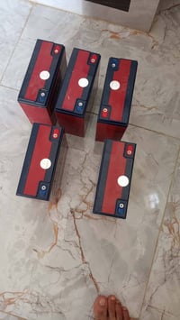 بطاريات • عل فحص • مستعمل أقل من شهر