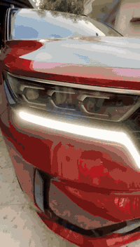 شباب سورنتو وارد امريكي 2023 فول مواصفات واحد على واحد  محرك 2500 حادث...