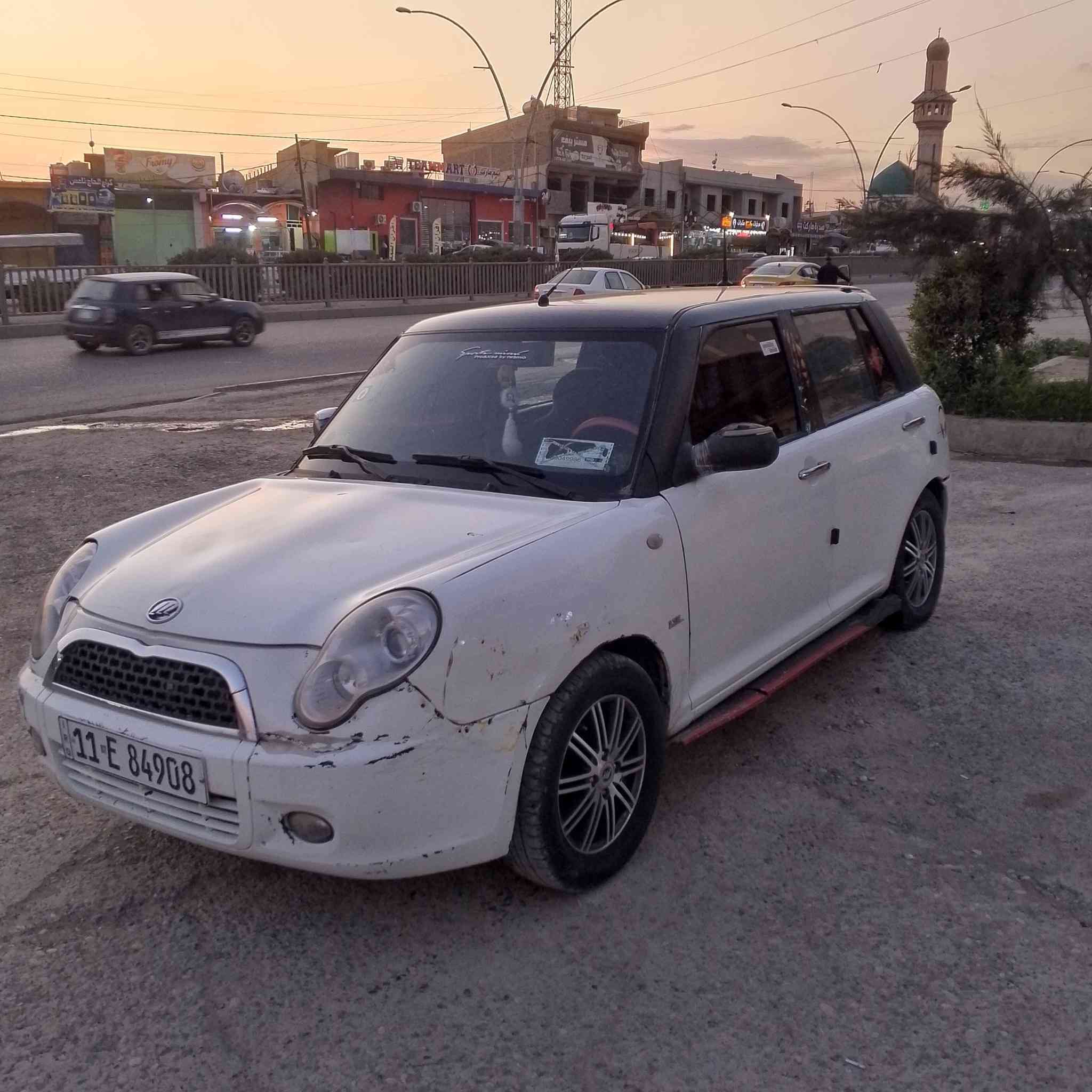 السلام عليكم ليفان للبيع محرك وكير شرط شرط التحويل والوكاله السعر 39وبيها مجال بيع مستعجل الشاري يتصل ***********/***********
