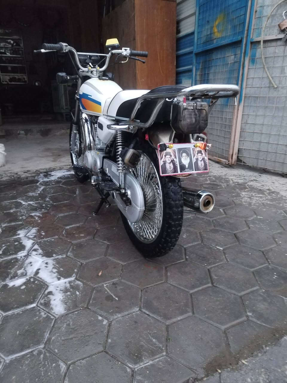 دراجه اربعه كير للبيع موديل 2020 السعر 400وبيهه مجال مكاني بلحفريه الرقم ***********
