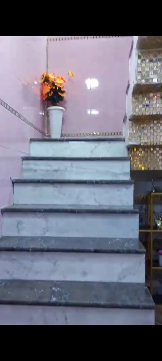 السلام عليكم دار للبيع مدينة الصدر  قطاع ٥٠ الداخل بيت جاهز طابقين التفاصيل بالمنشور


**إذا كنت صاحب هذا الإعلان وتريد حذفه لأي سبب، رجاءا أرسل رسالة إلى الدعم الفني**