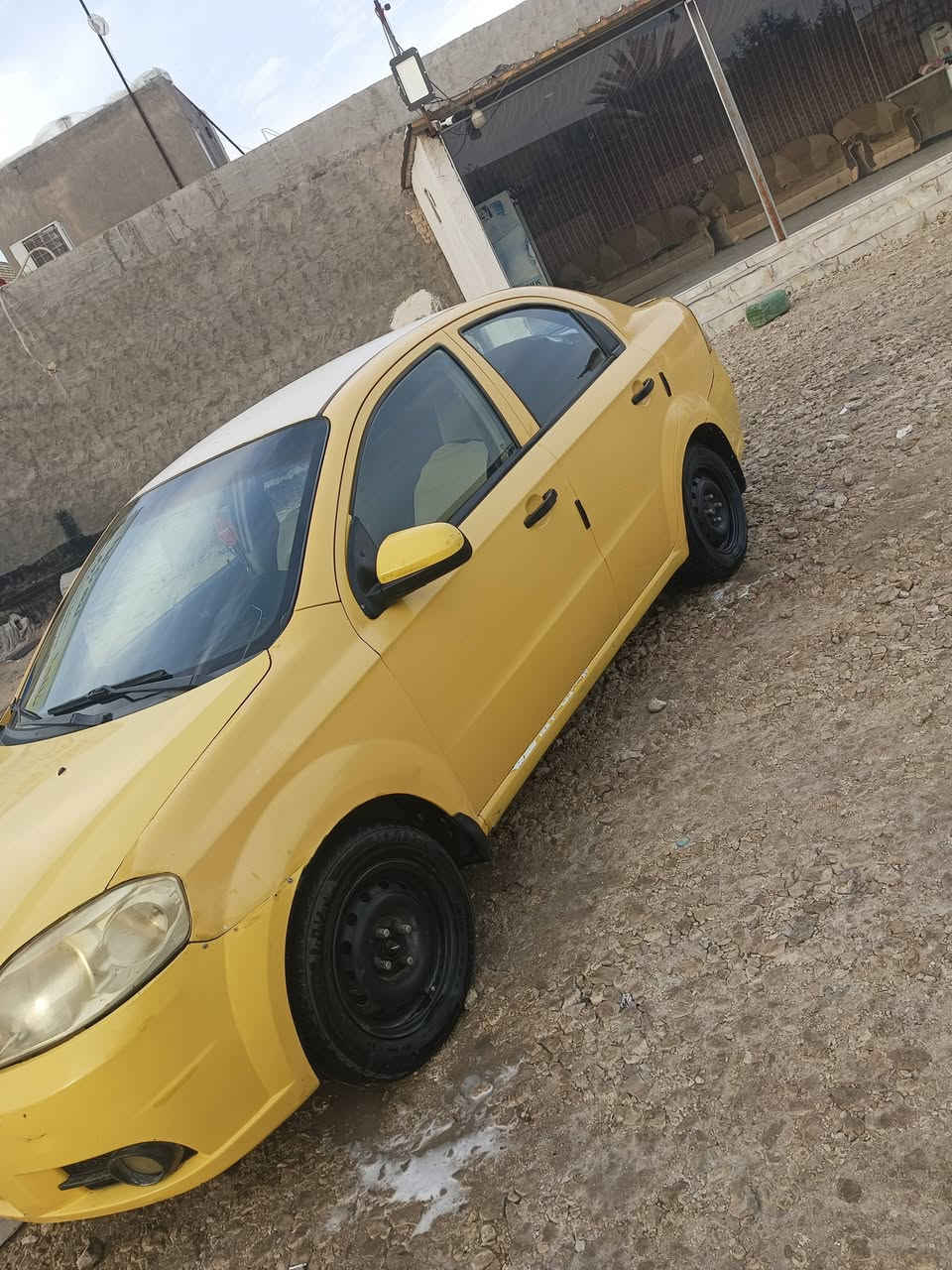 افيو موديل 11جاهزه من كلشي مكينه وكير حداديه وتبريد وتخم تاير مكان سياره سماوه ***********
