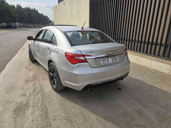 السلام عليكم
C200 /2012 
للبيع 
رقم مميز ٤ مراتب 
مكينة 6 سلندر 3600
تحكمات 
سلايد روف
شاشة جبيرة
هارد داخلي 
ويل كب 17 
تخم تاير جديد 
مراية داخلية تعتيم ذاتي
لايت زنون +لد منظومة جديدة
بك لايت لد 
السيارة ماشية 136mi  
صبغ 3 قطع بجم
+قطعتين بارد 
سنوية وهزة ورقم جديد 
_________________
النقوصات 
كيج بانزين عاطل 
شريط ستيرن عاطل
تبريد عاطل 
__________________
الادامة 
جامات لايت 
منظومة زنون كاملة 
زوج راس روط
زوج شمعات 
زوج لاستيك رباط 
زوج لقم
بوش وطوبات مال طبلات
دبلات وقواعد 
مشط كامل جديد 
درايف شفت يسار 
اذان تخم ٤ قطع
دسكات +فلنجات امامية خلفي 
فجوج امامي زوج
تنظيف حجرة احتراق 
تخم نوزل وكالة 
تخم بلك وكالة 
تخم مجاول 
عبوة فيت بم احتياط
ثلاجة وسطية مع واشرات وكالة
رولات +ضاغطة 
قايش
ولف حماوة 82 اصلي
قبق دبة وكالة
برمجة مراوح بأيد مهندس علي الدليمي 
مكان السيارة الدورة او البنوك 
السعر 87 ورقة وبيها مجال 
***********
