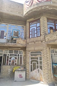 بيت طابقين وبيتونه مساحة 225 متر طابو ملك صرف  واجهية 8 متر  الة ربع و...