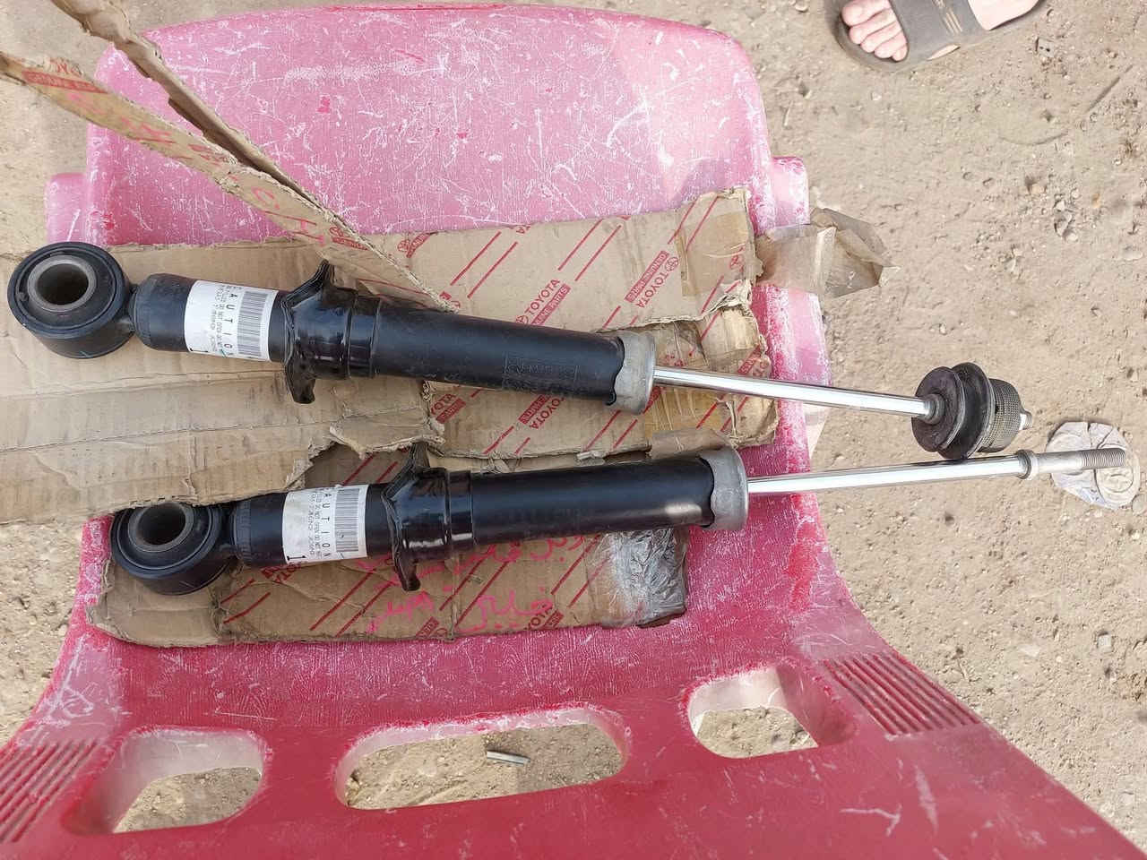 السلام عليكم.                          للبيع ...  زوج دبلات خلفية تويوتا كورلا اصلي ياباني جديد وغير مستعمل .
للاستفسار :- بغداد/كراج الخالدي  ساحة الطيران/ الشارع العريض .
ابو علي / ***********
