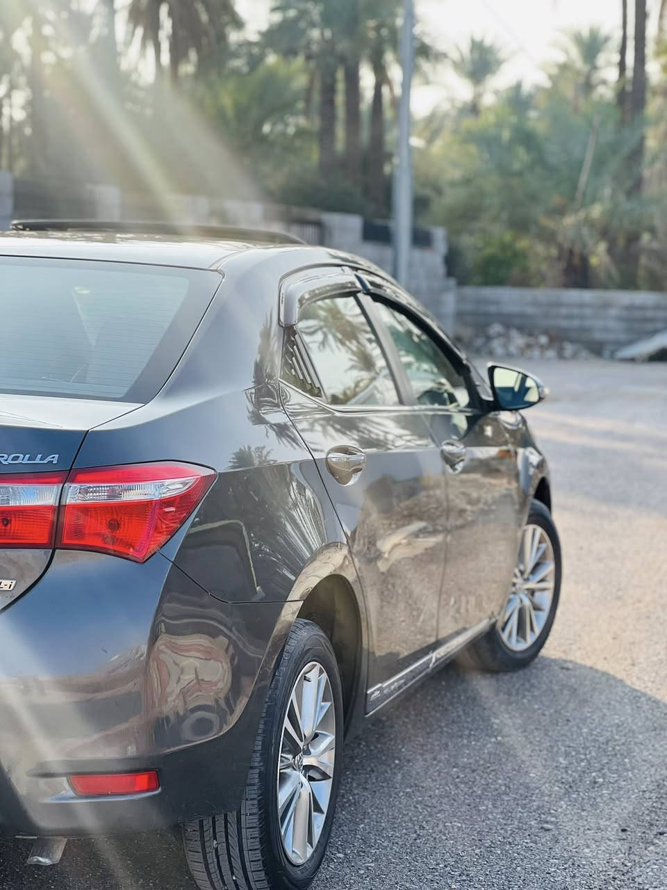 كورلا 2015 خليجي فول مواصفات شركة ساز
مكينة 2000
مواصفات تنته بصمه اشاير مري مرايات كهربائي شاشه كامره
ماشيه : 136 كيلو متر
مكفوله من الصبغ والسونار بالمنشور 
مكان ديالى خانقين
***********
