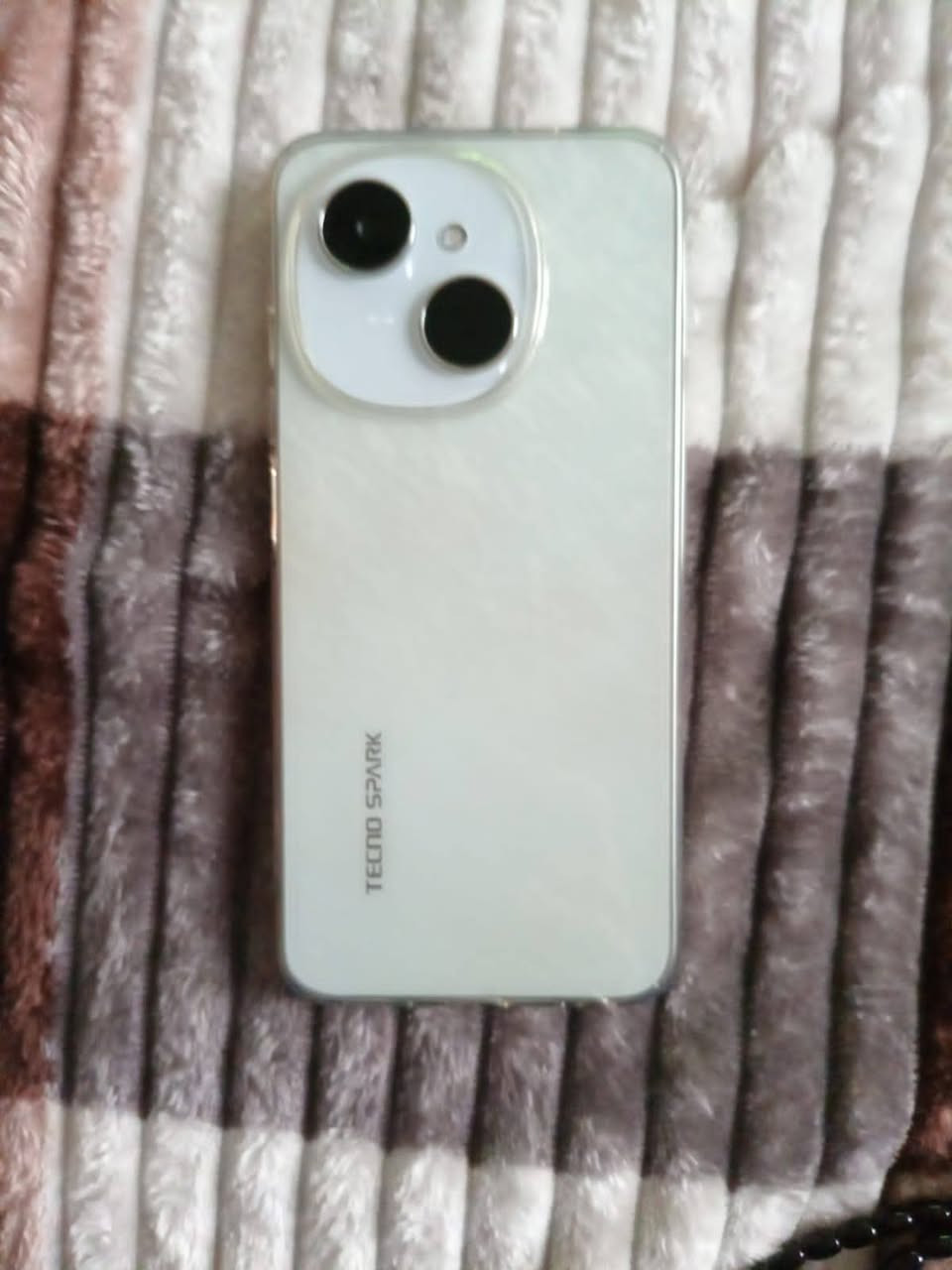 للبيع تكنو سبارك گو1.محور ايفون 15 جديد غير مستعمل دبل شريحه ستريو دبل سماعات تسجيل مكالمات بطاريه 5000 مل شاشه 120 هيرتز ذاكره 64 داخليه 6 معالج قوي بالالعاب باقي التفاصيل بالصور السعر 135 رجاء موشراي لتعلق اعبر المنشور مكان بغداد الشراي يجي خاص او الاتصال *********** واتساب
