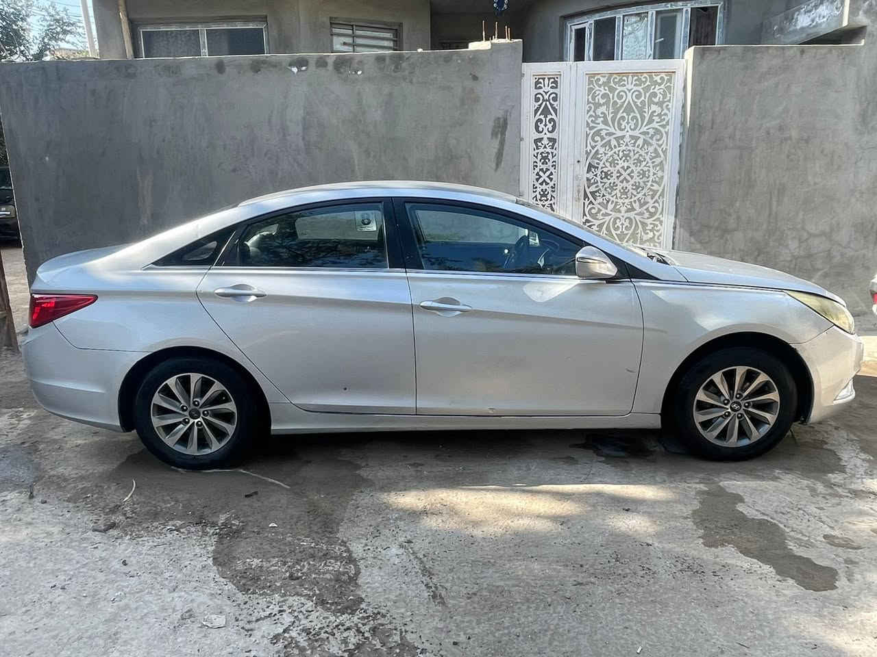 السلام عليكم سوناتا ٢٠١٢ وارد كوري قطعتين صبغ
تحويل من المالك مباشر رقم جديد 
محرك كير صدر تبريد كهربايات نضيف 
سونار السياره منشور مع الصور 
العنوان بغداد الدوره
السعر ٩٠
***********
