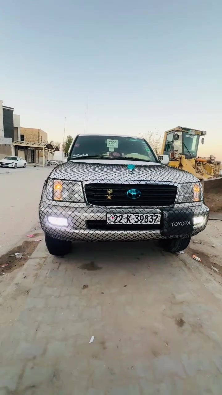 السلام عليكم لاندكروز 6Vموديل 2003اصل سعودي سياره نضيفه معنى الكلمه دشبول عالي جام اوتو مري شفط دبل سبير دبل تانكي ثلاجه لوكير كهربائي رقم الهاتف لل استفسار اكثر )(***********) مكان نجف
