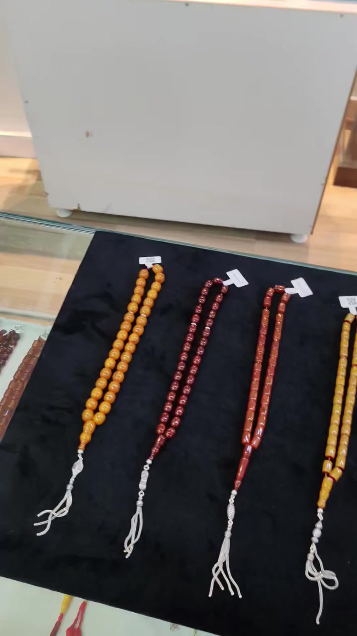 فاتوران ألماني أصلي و كركوشة و فاصل فضة عيار ٩٢٥ و بمناسبة عيد الفطر المبارك نسويلكم تخفيض جدا مناسبة

سعرها راح يصير ٩٥ الف ويا توصيل مجاني 🎉

فقط دزلي صورة الي يعجبك و اني اخدمك بعيوني و عدنا
 توصيل كل محافظات عراق


**إذا كنت صاحب هذا الإعلان وتريد حذفه لأي سبب، رجاءا أرسل رسالة إلى الدعم الفني**