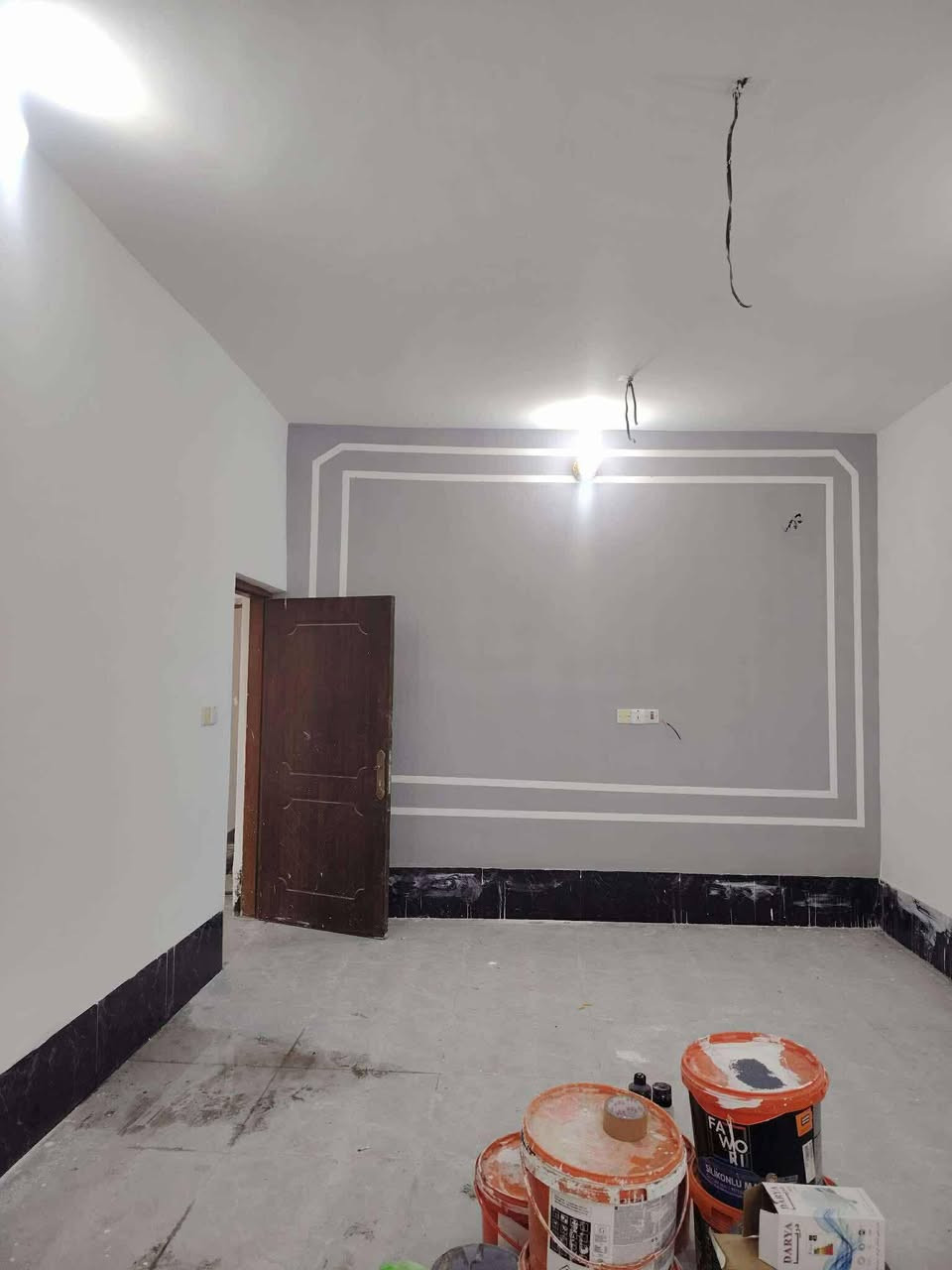 ***********
صباغ من جلولا ويطلع محافضات
والشغل كلش نضيف 🫰
ورحم الله والدي الي يرفع منشور
