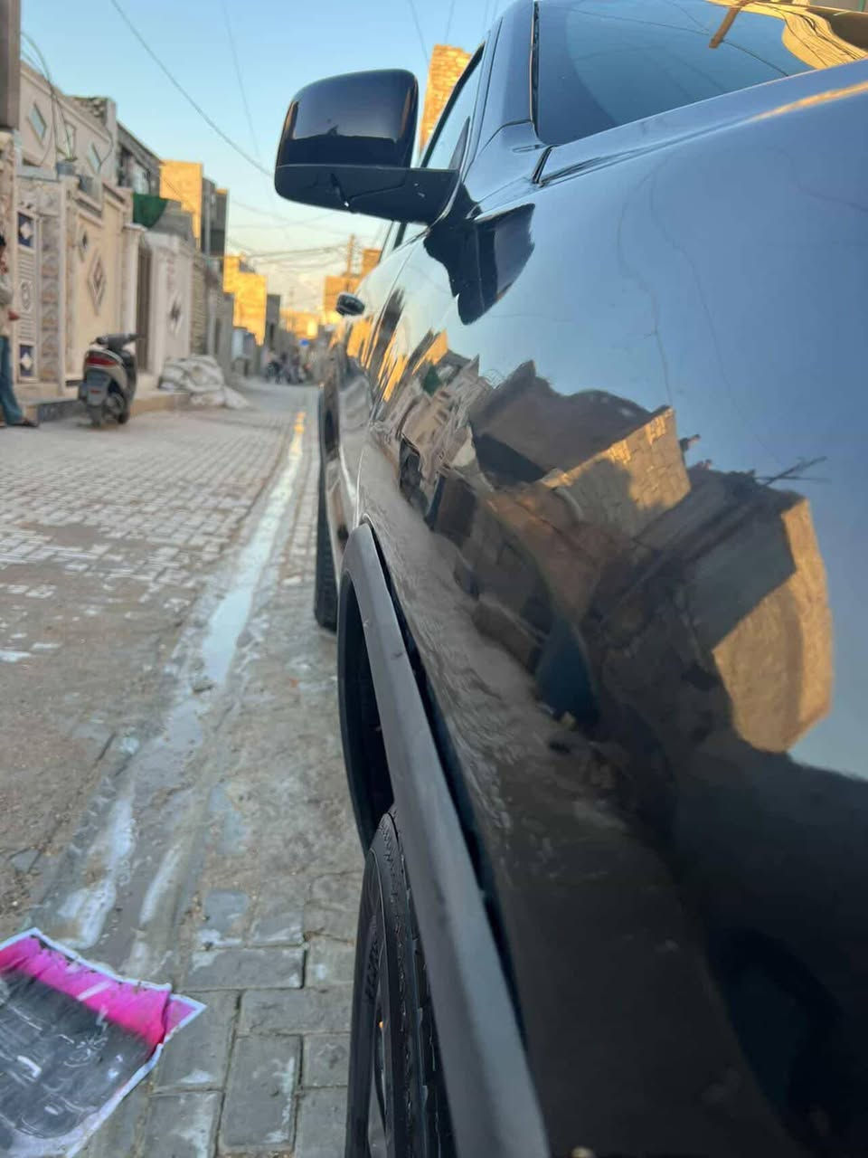 سلام عليكم سياره جيب شيروكي.  3600    مديل 12 رقم واسط السياره موجوده بغداد مدينه الصدر  سنويه بب
 مصبوغه حزام بدون قماره ابسمي تحويل ثاني يوم 
السعر 135بيها مجال بسيط ***********
