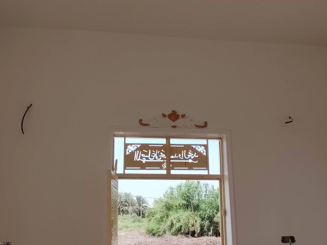 مرحبا حمودي الصباغ الكافه انواع الاصباغ وأنواع الديكورات رقم *********** بنسب الأسعار مستعد التجهيز البيوت صاله واجهات كل ماعليك فقط الاتصال معه كادر محترف وبنسب الأسعار
