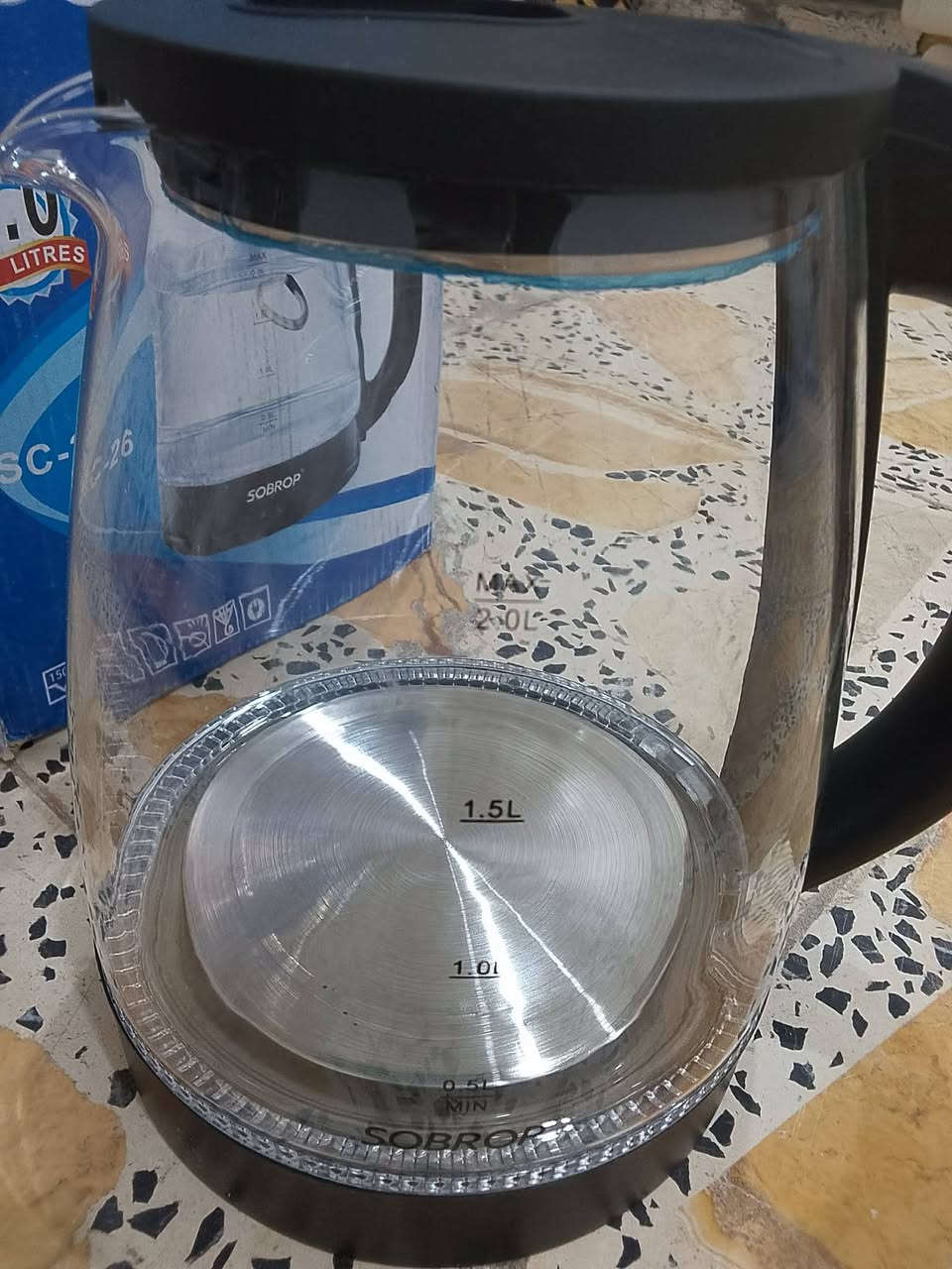 عندي اغرض تصفيت محل سعره 160 الغساله وابيه مجال ام12 كيلو والمروحت الشحن 50 وابيه مجال والغلاية7 وابيه مجال العراض جدد والرفوف سعرهن الواحد ب12 وابي مجال الكشوانيه ام 6 طوابق سعرهن الواحدة25 وابيه مجال بسيط والميز الطعام الجوزي سعره 85 وابي مجال مع 4 كراسي والميز لاخضر 25 وابيه مجال  والطباخ29 الف وابي مجاال جديد بعده الكنتور 55 وابي مجال والعربانه الطفل20 وابيه مجاال فقط تراب عليه. والباب الالمنيوم60 وابيه مجال مكانهم الغرض نجف  والتخم لازرك سعره550 وابيه مجال ياخد15 نفر استخدم قل شهر والغساله اوتماتيكي 200 وابيه مجال


**إذا كنت صاحب هذا الإعلان وتريد حذفه لأي سبب، رجاءا أرسل رسالة إلى الدعم الفني**
