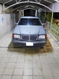 مرسيدس شبح موديل٩٢ للتفاصيل اكثر اتصل على الرقم ٠٧٧١٥٠٨٦٨٧١