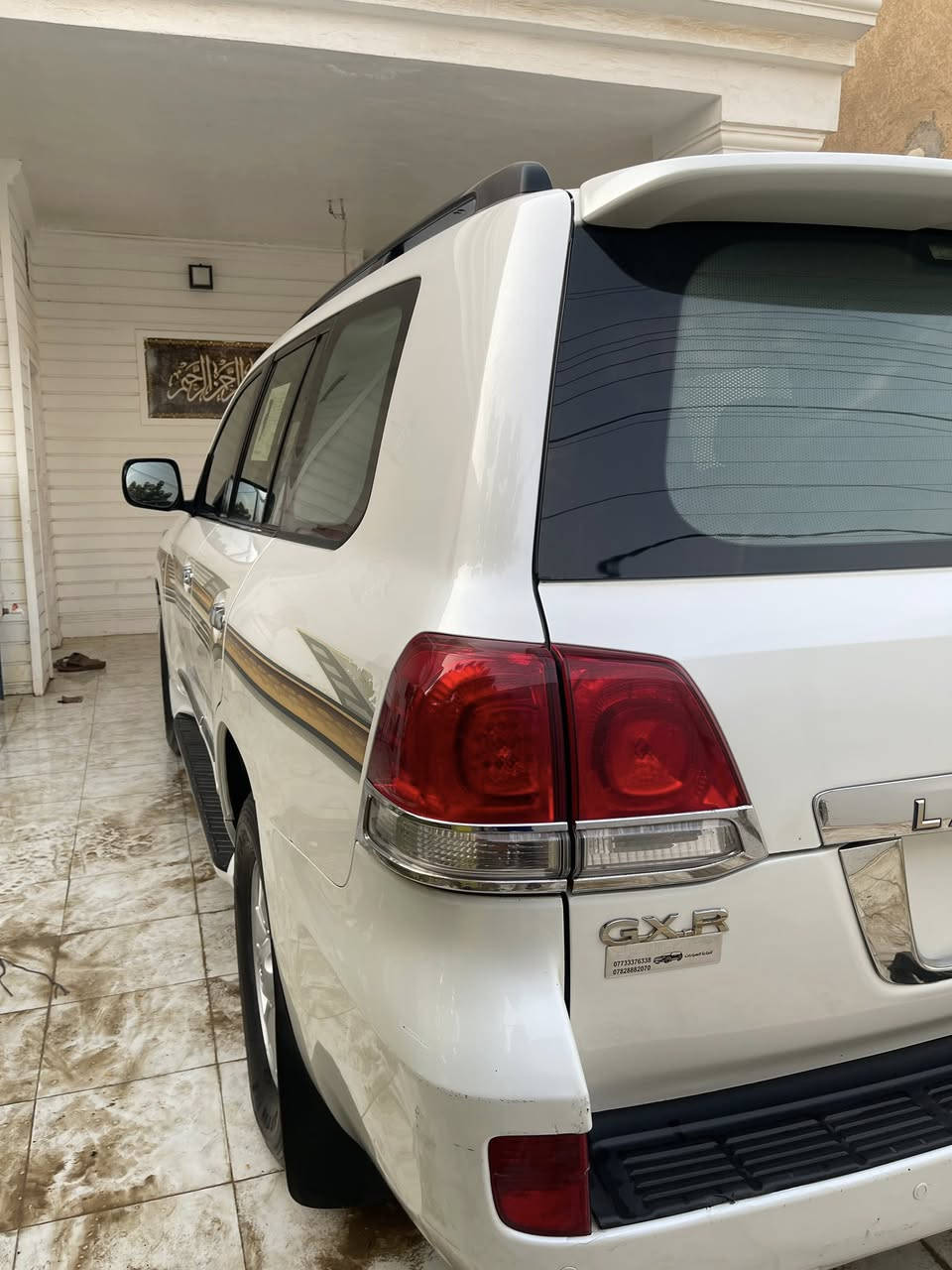 للبيع او المراوس لاندكروز موديل 2009 بريم خليجي شكل الستينيه 
مكفولة كفاله عامه 
فول ومواصفات الاندكروزر معروفه كير مكينه حدادية مابيها نقص سيارة خير من الله 
للاستفسار ‭0770 720 0720‬
