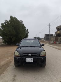 توسان 2008 مكينة دوش 4سلندر 2000 امريكي بيها فقط قطعتين   كير ومكينة خ...