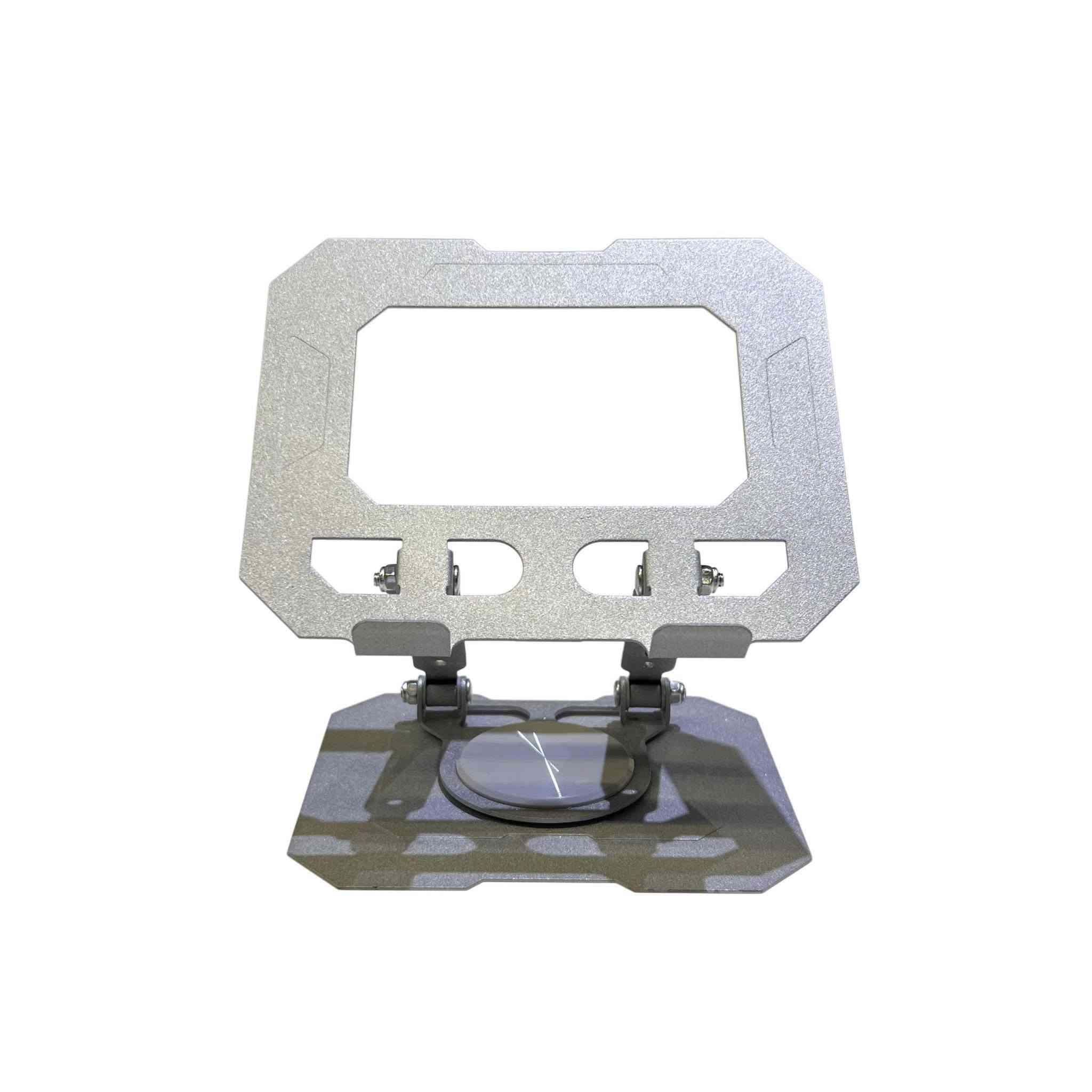 ستاند ومسند معدني قابل للطي للموبايل والأيباد (Foldable Metal Holder)

ستاند مكتبي معدني متين وقابل للطي بالكامل، مصمم ليوفر ثباتاً ممتازاً وزوايا رؤية مرنة ومريحة للهواتف الذكية والأجهزة اللوحية أثناء الاستخدام اليومي.

• هيكل معدني متين وعالي التحمل: مصنوع بالكامل من معدن كاربون ستيل (Carbon steel) لضمان المتانة وعمر استخدام أطول.

• دوران كامل 360 درجة: قاعدة الستاند تدعم الدوران بزاوية 360 درجة لتغيير الاتجاه بسهولة وسلاسة.

• تعديل حر للارتفاع والزاوية: يتميز بذراع قابلة للتعديل والتحكم بالارتفاع والزاوية (دوران المفصل 180 درجة) لتوفير أفضل رؤية مناسبة لك.

• ثبات ممتاز ضد السقوط: تصميم هندسي ثابت يضمن عدم تمايل أو إنزلاق الأجهزة أثناء وضعها عليه.

• حماية من الإنزلاق: يحتوي على قطع سيليكون مانعة للإنزلاق (Anti-slip silicone) لحماية جهازك من الخدوش وتثبيته بأمان.

• سهل الحمل والتنقل (Easy Pack): ستاند قطعة واحدة قابل للطي بشكل مسطح وكامل، مما يجعله سهل الحمل والاستخدام في أي وقت وأي مكان.

• اسم المنتج: Metal ipad folding bracket
• موديل المنتج: NO.258
• المادة المصنعة: معدن كاربون ستيل (Carbon steel)
• نطاق الاستخدام المتوافق: مناسب للأجهزة الشاشات من حجم 4 إلى 16 إنش (لوحيات وموبايلات).
• مكان الاستخدام: مكتبي (Desktop)
سعره 10 الف 💸


**إذا كنت صاحب هذا الإعلان وتريد حذفه لأي سبب، رجاءا أرسل رسالة إلى الدعم الفني**