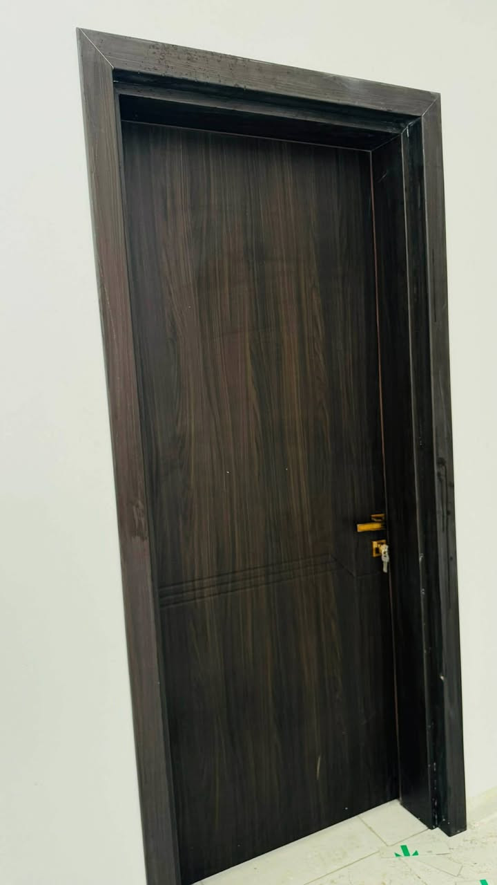 ابواب ال WPC عمرها الافتراضي 25 سنه
ضمان الابواب 15 سنه
ضمان الكيلون 15 سنه
هيه خليط من الخشب والبلاستك تعطي مظهر الخشب ومقاومتها للماء ونمل الابيض والخدوش والصدمات
تبدء الاسعار من 200الى400
شركه الدار البيضاء بابل الهاشميه طريق جعفر الطيار
***********
***********
