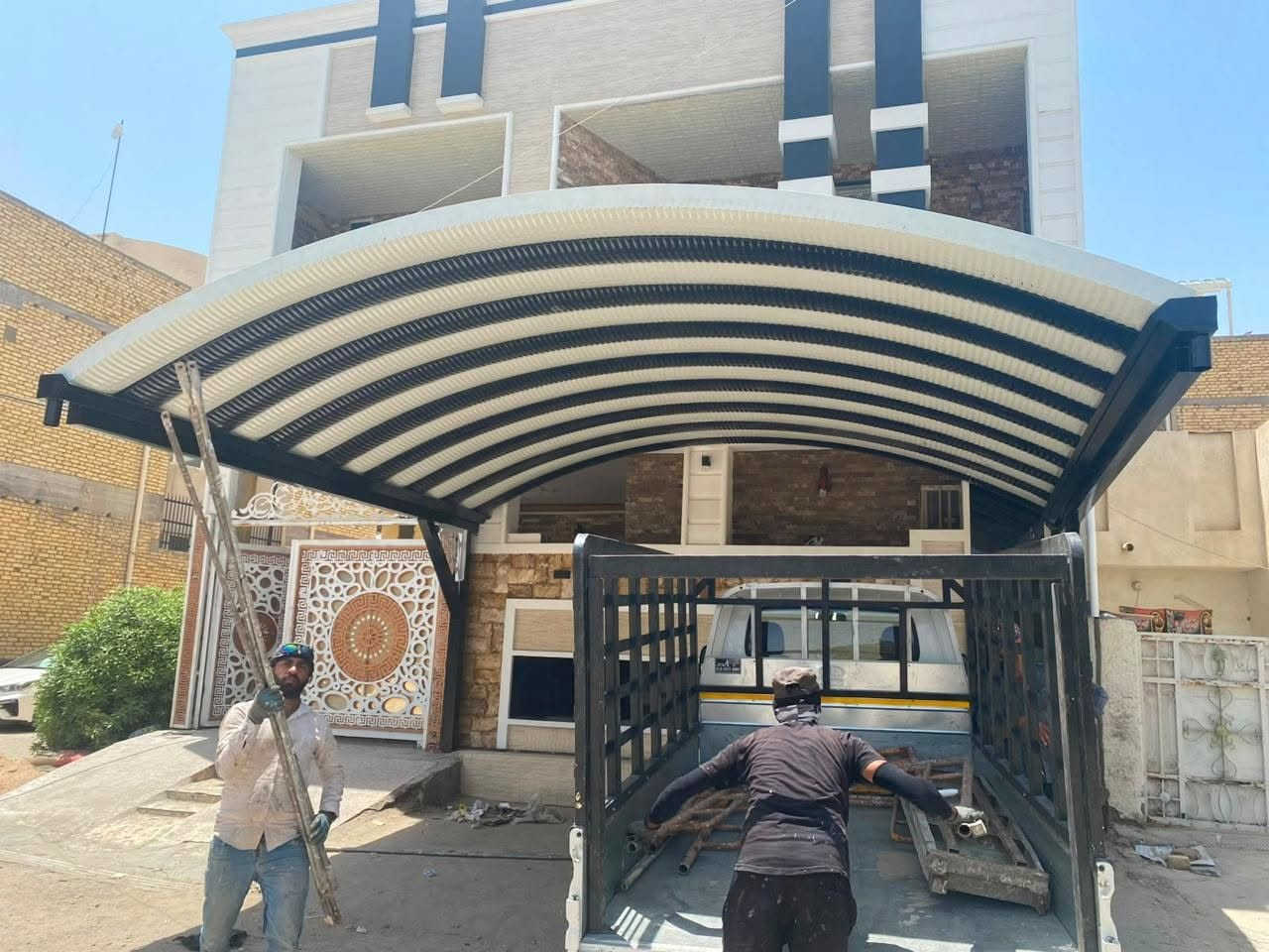 معمل النور العمل المسقفات السعر المتر 25 الف ***********
